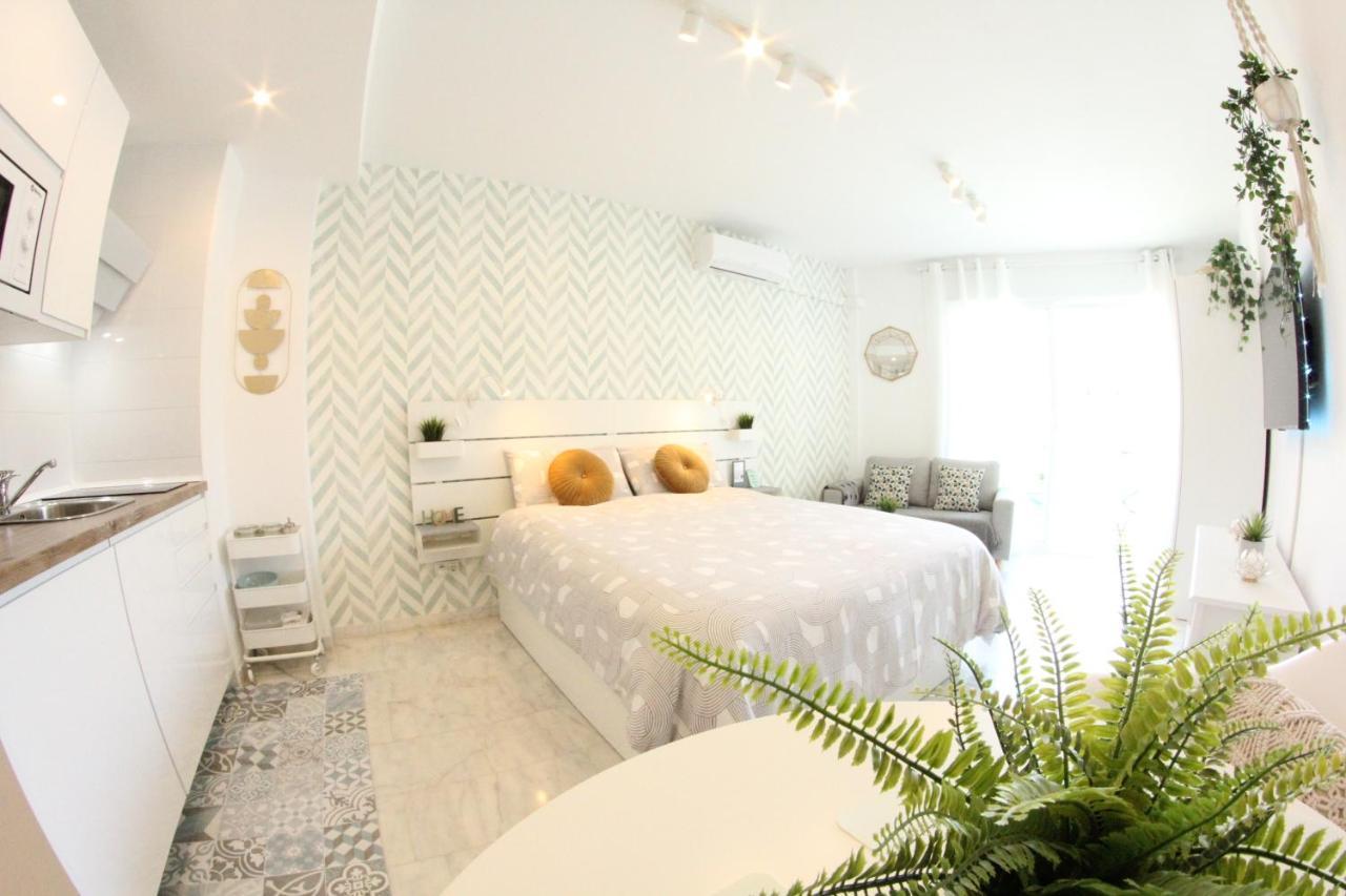 Апартаменты Torremolinos - New Central Studio Plata With Balcony Экстерьер фото