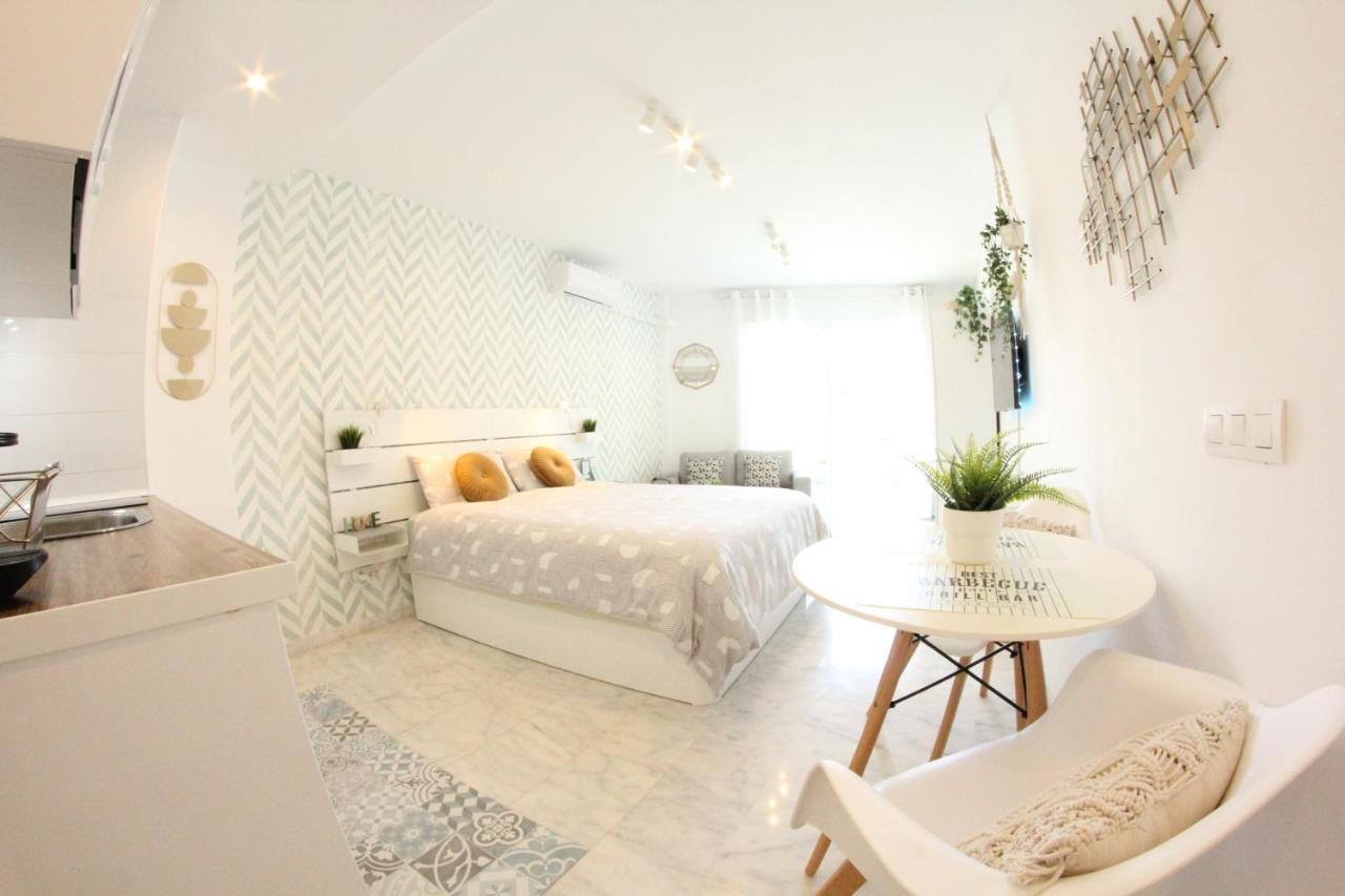 Апартаменты Torremolinos - New Central Studio Plata With Balcony Экстерьер фото