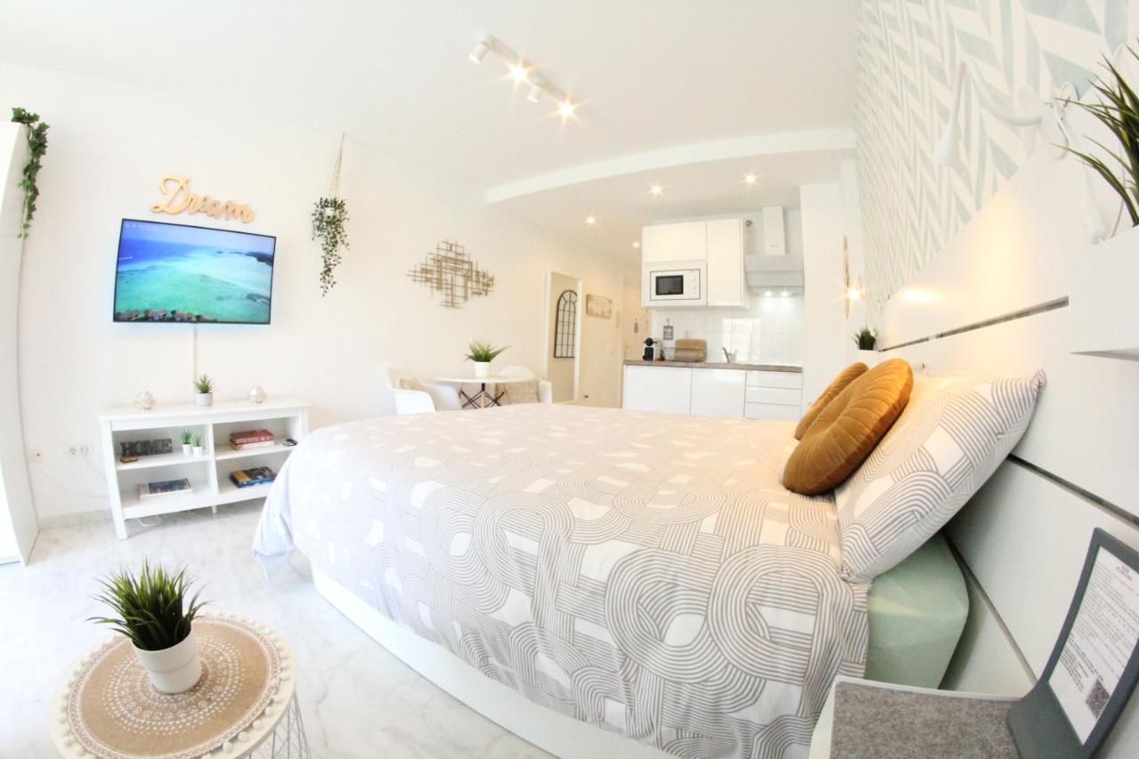 Апартаменты Torremolinos - New Central Studio Plata With Balcony Экстерьер фото