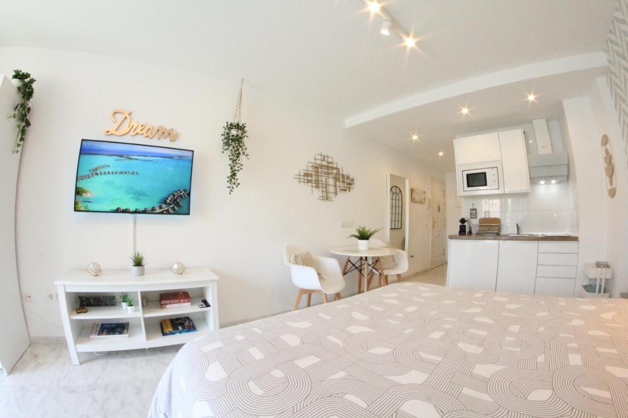 Апартаменты Torremolinos - New Central Studio Plata With Balcony Экстерьер фото