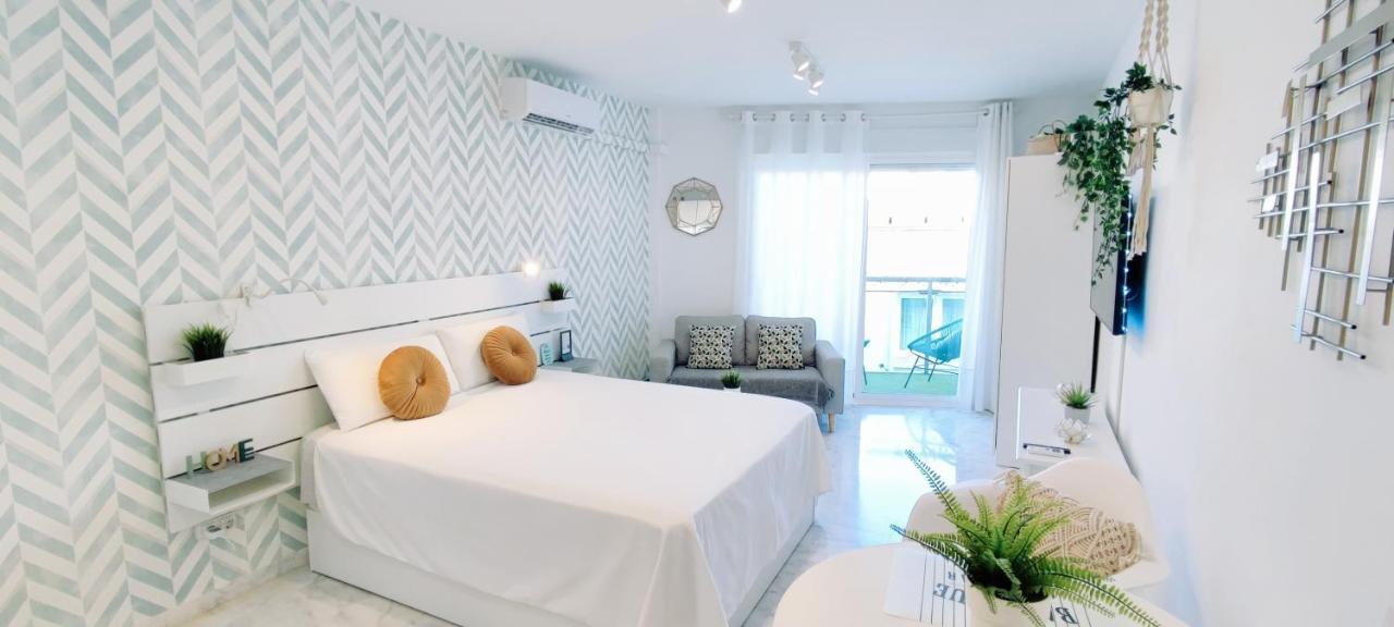 Апартаменты Torremolinos - New Central Studio Plata With Balcony Экстерьер фото