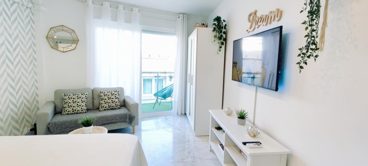 Апартаменты Torremolinos - New Central Studio Plata With Balcony Экстерьер фото